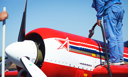 refueling an airplane